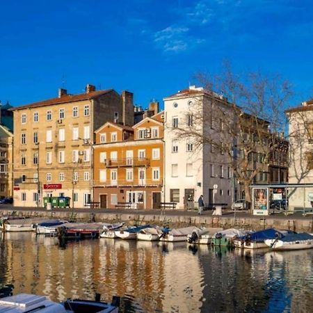 In The Centar Of Rijeka Apartment Bagian luar foto
