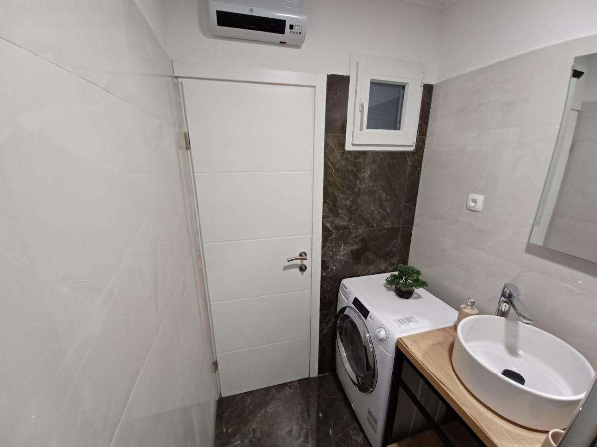 In The Centar Of Rijeka Apartment Bagian luar foto