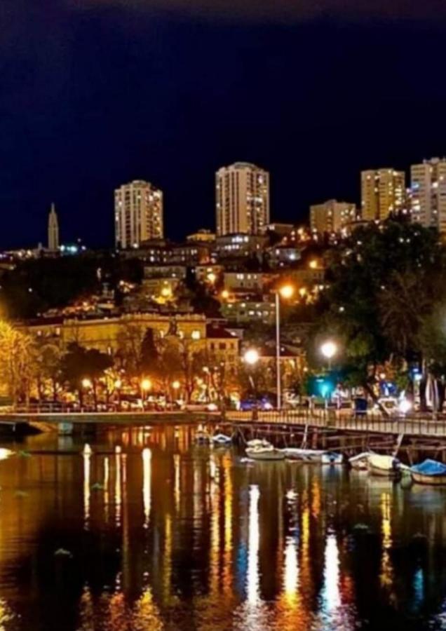 In The Centar Of Rijeka Apartment Bagian luar foto